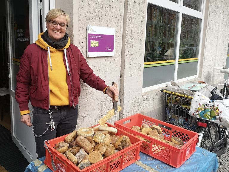 Tagesstätte Wohnungslose Prenzlauer Berg - Leiterin Simona Barack über Unterstützung während der Corona-Pandemie