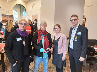 Anliegen vortragen: Simona Barack, die Linken-Abgeordneten Katina Schubert und Franziska Brychcy, Dirk Brigmann (von links) Anliegen vortragen: Simona Barack, die Linken-Abgeordneten Katina Schubert und Franziska Brychcy, Dirk Brigmann (von links)