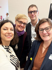 Selfie mit Ina Zimmermann, DWBO-Leiterin Arbeitsbereich Existenzsicherung und Integration, (links) und DWBO-Vorständin Anne-Katrin Escher-Lorenz Selfie mit Ina Zimmermann, DWBO-Leiterin Arbeitsbereich Existenzsicherung und Integration, (links) und DWBO-Vorständin Anne-Katrin Escher-Lorenz